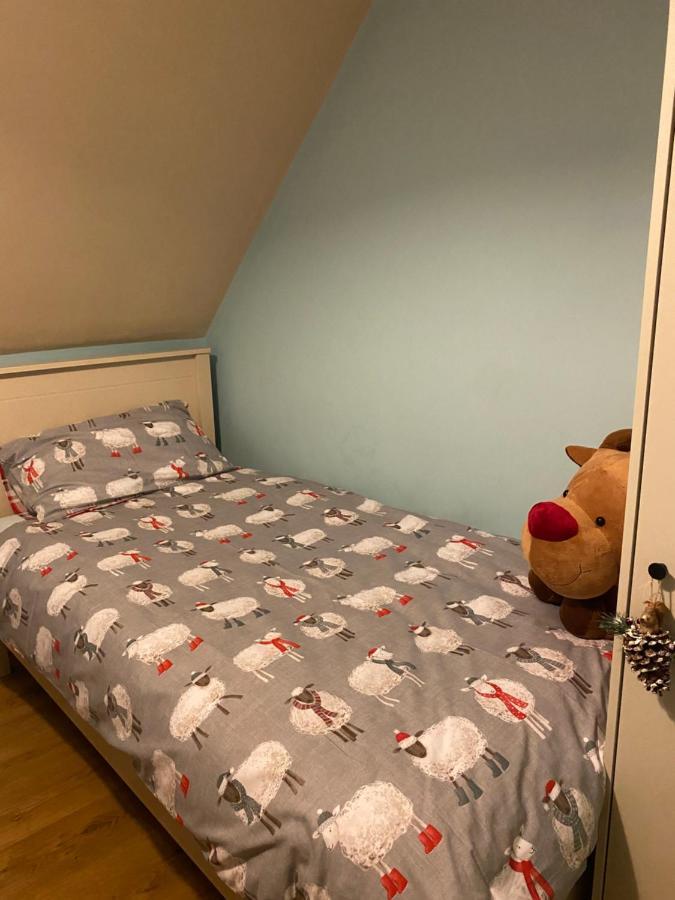 Scarr View 1St Floor Apartment A98W710 위클로 외부 사진
